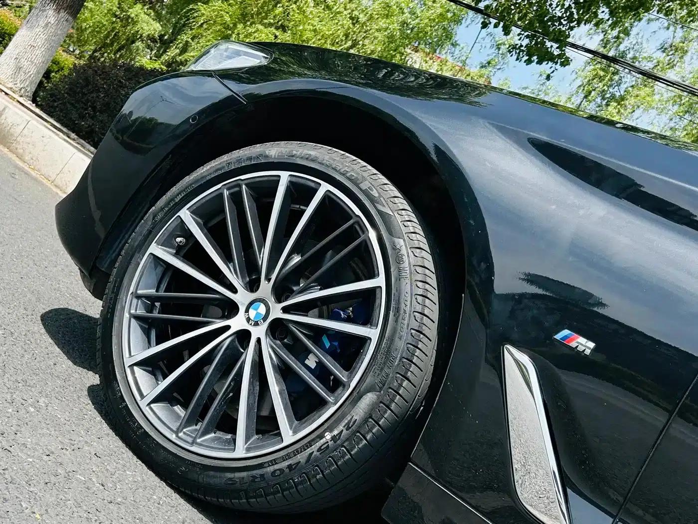 2022 BMW 5 Series Facelift 530Li Leading Edition M Sport Package — миниатюра 15