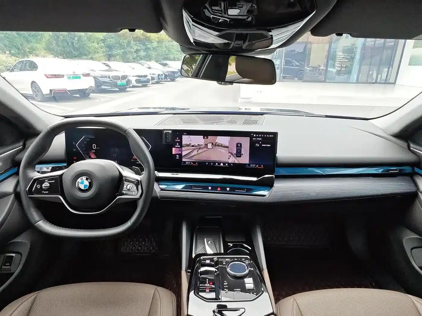 2024 BMW 5 Series 530Li Leading Luxury Package — миниатюра 13