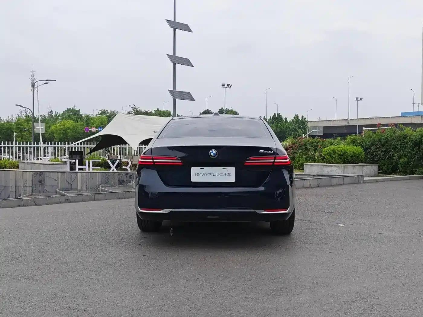 2024 BMW 5 Series 530Li Leading Luxury Package — миниатюра 5