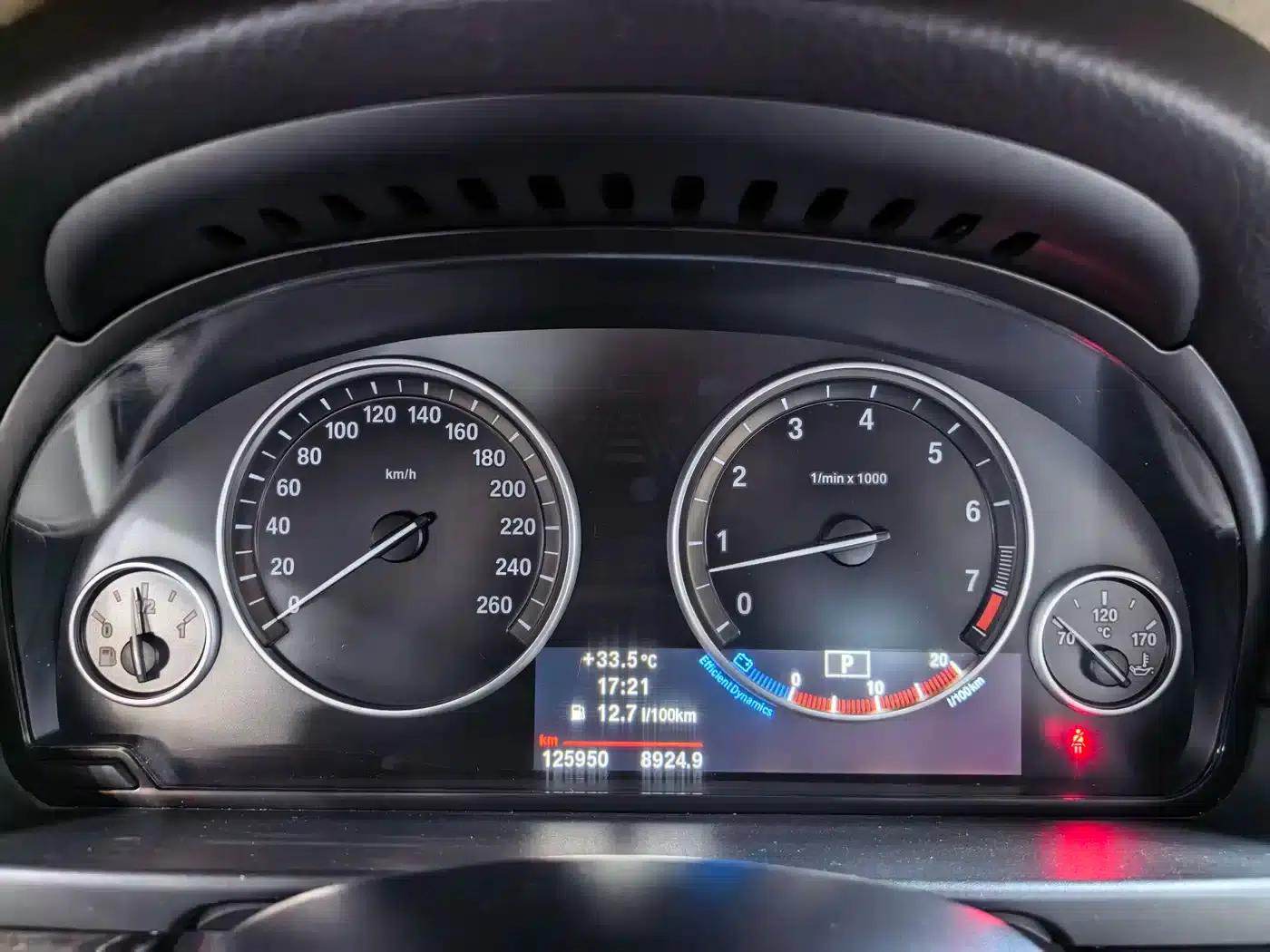 BMW 5 Series 2012 535Li Luxury — миниатюра 4