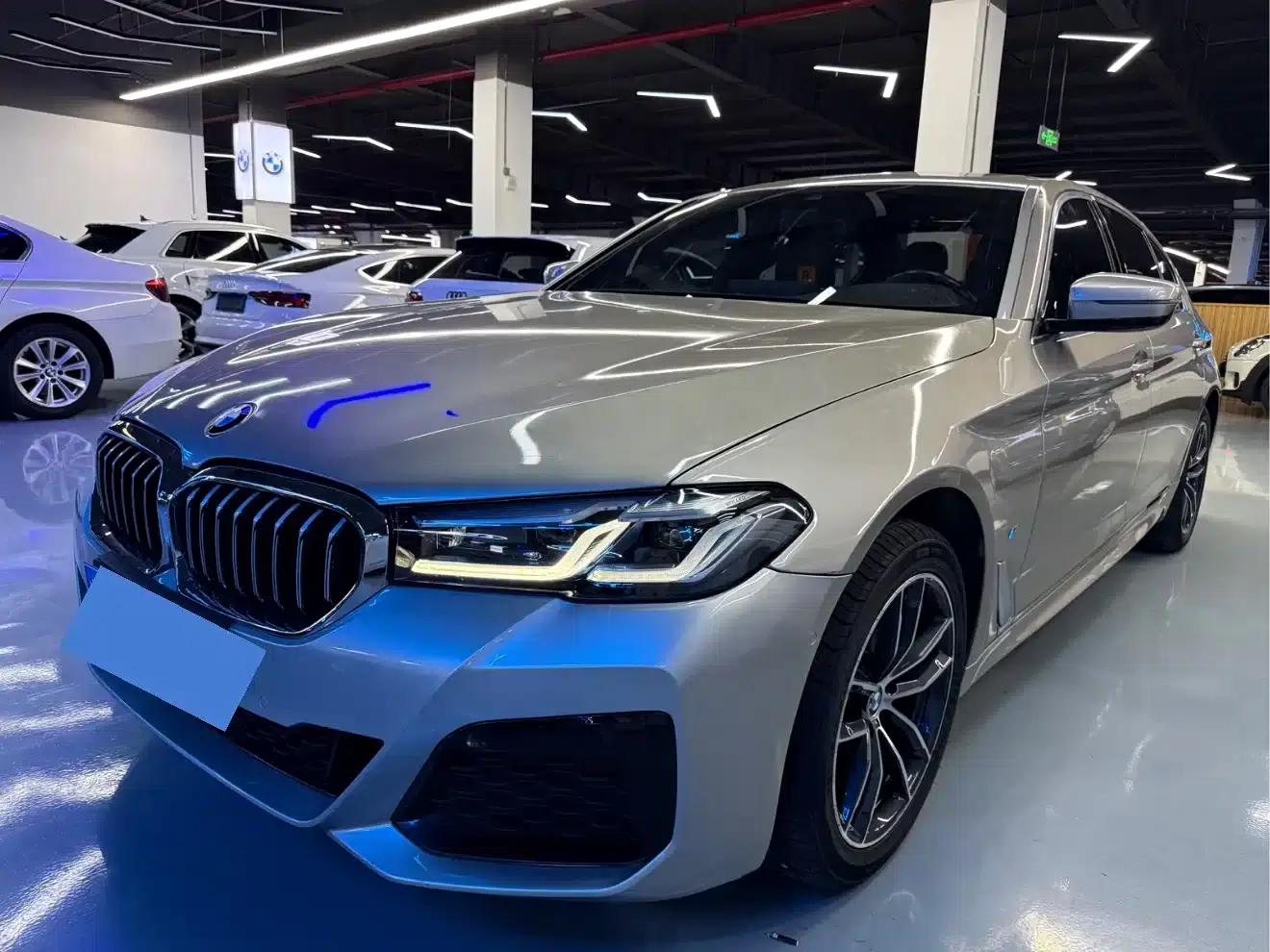 2021 BMW 5 Series Facelift 525Li M Sport Package — миниатюра 1