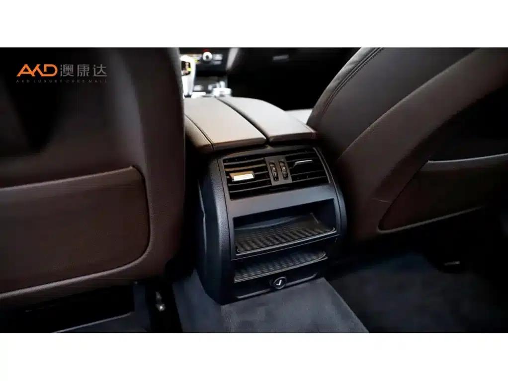 2017 BMW 5 Series 525Li Luxury Design Package — миниатюра 9