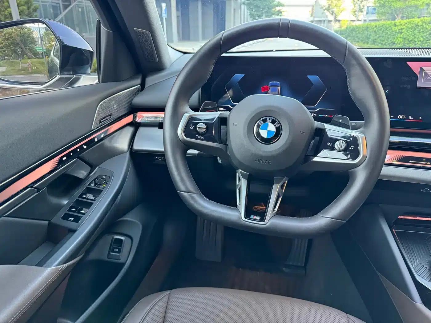 2024 BMW 5 Series 530Li Leading Luxury Package — миниатюра 6