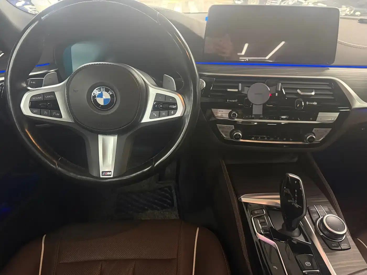 BMW 5 Series 2022 Facelift II 530Li Leading Model M Sport Package — миниатюра 7