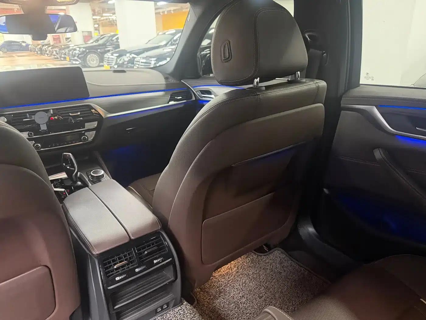 BMW 5 Series 2022 Facelift II 530Li Leading Model M Sport Package — миниатюра 10