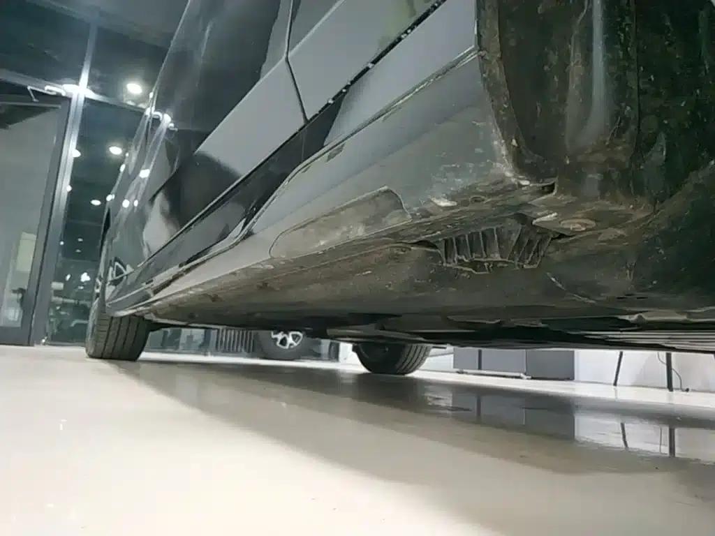 2025 BMW 5 Series 530Li xDrive M Sport Package — миниатюра 21