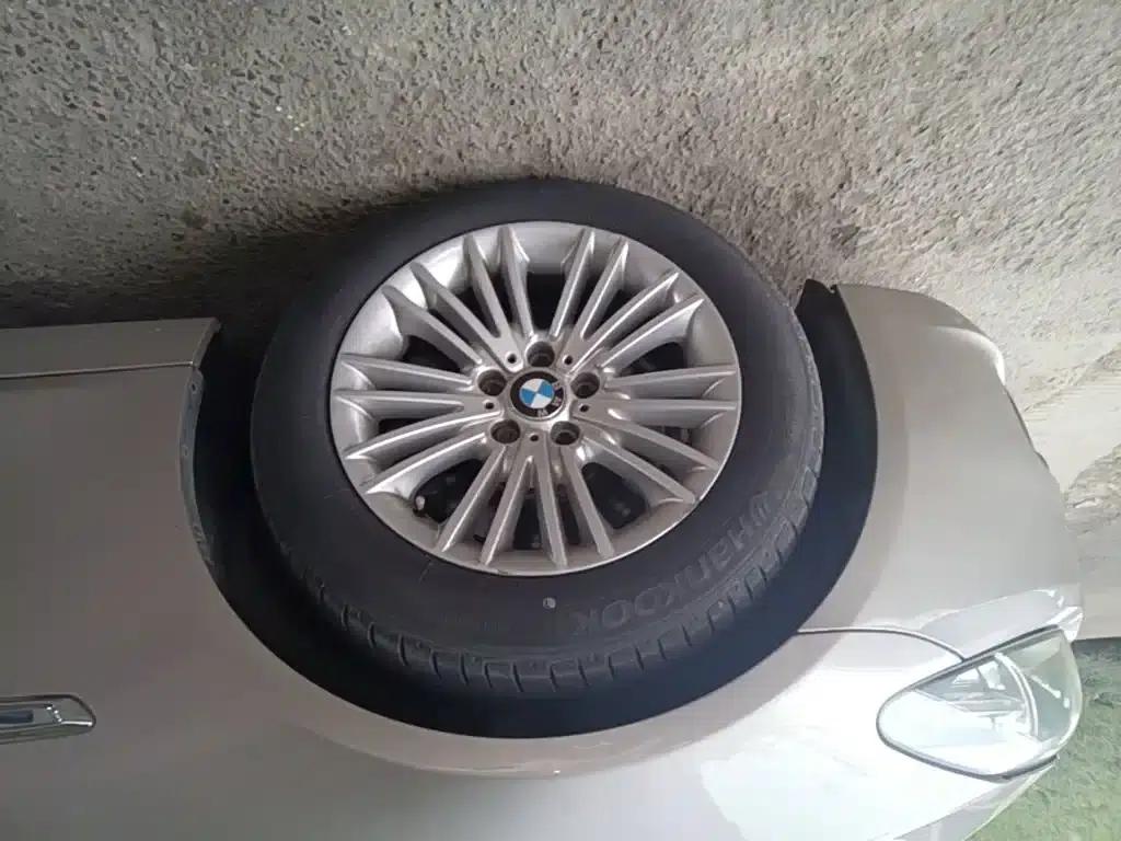 2014 BMW 5 Series 525Li Leading Edition — миниатюра 23
