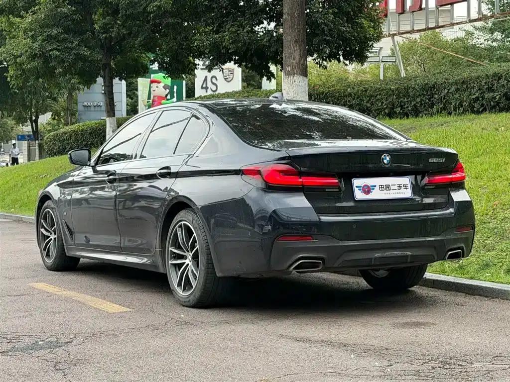 2022 BMW 5 Series Imported Model 525i M Sport Package — миниатюра 4