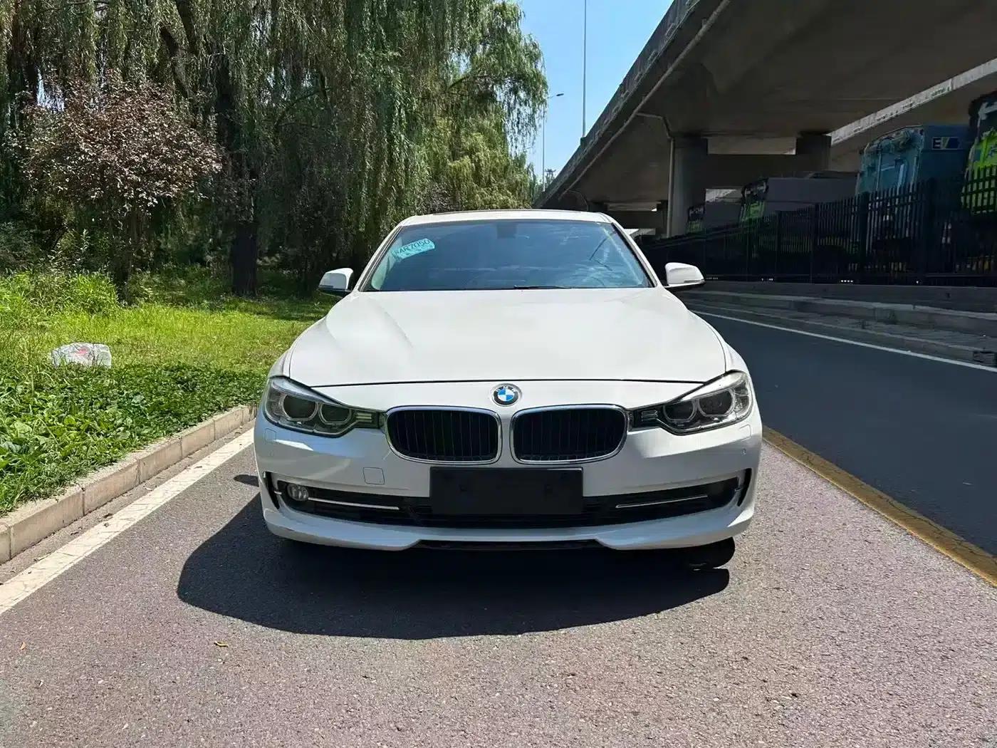 BMW 3 Series 2014 320Li Fashion Edition — миниатюра 2