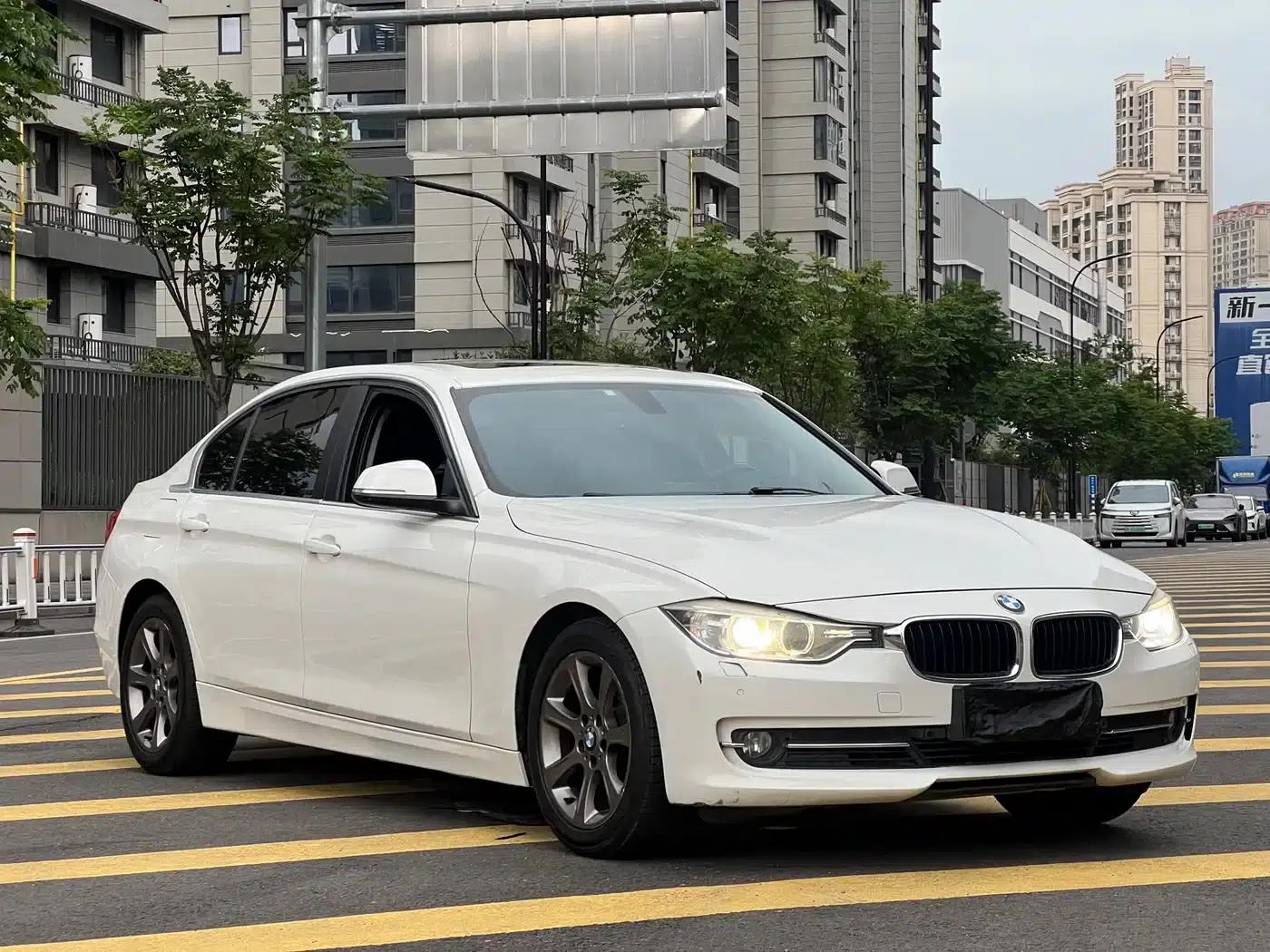 BMW 3 Series 2014 328Li Fashion Edition — миниатюра 3