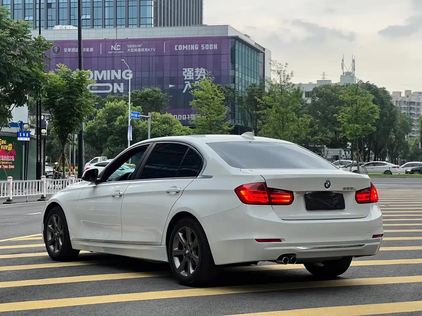 BMW 3 Series 2014 328Li Fashion Edition — миниатюра 4