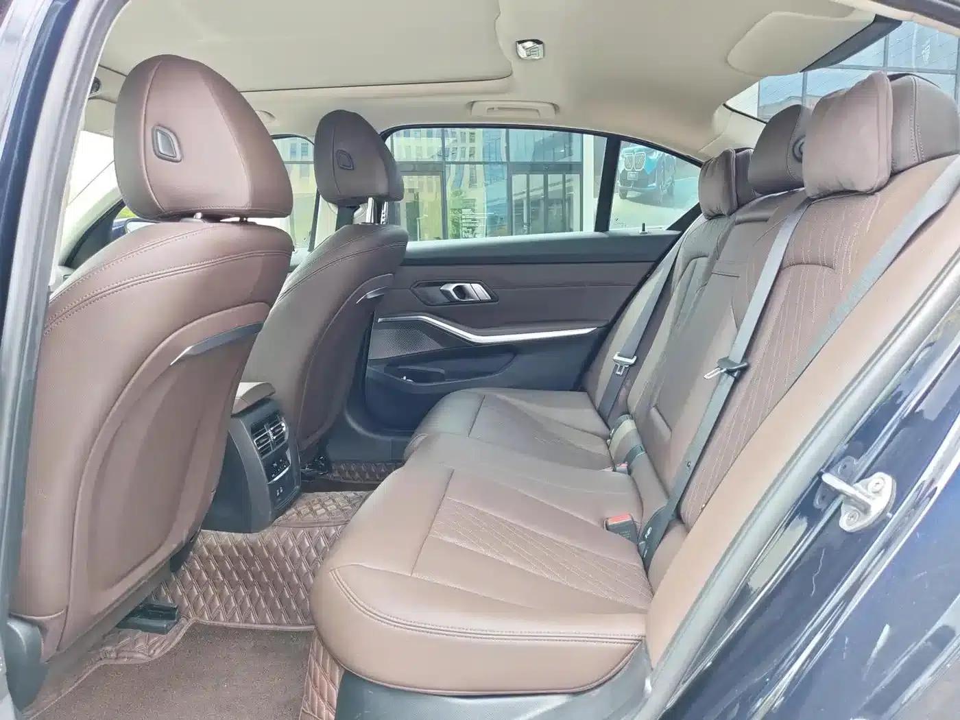 2024 BMW 3 Series 325Li M Sport Package — миниатюра 10