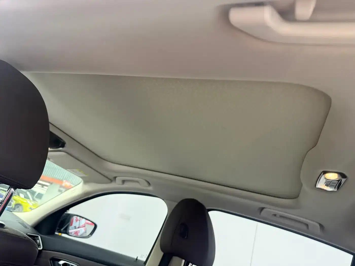 2021 BMW 3 Series 325Li M Sport Package — миниатюра 12