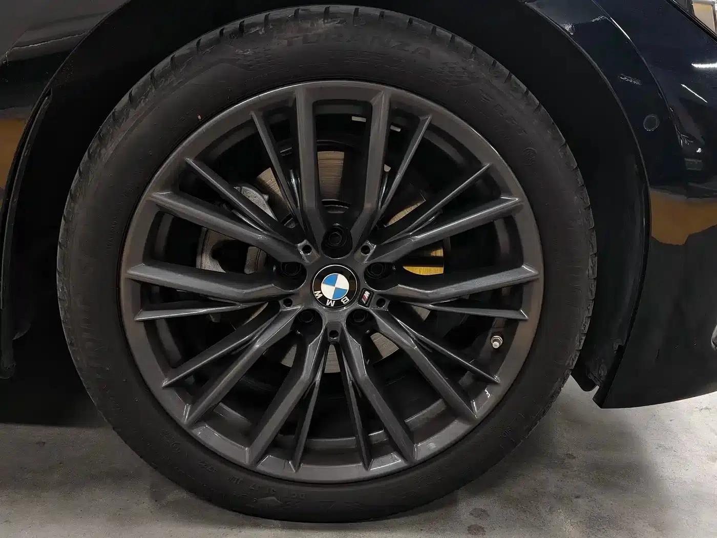2023 BMW 3 Series 325Li M Sport Shadow Edition — миниатюра 4