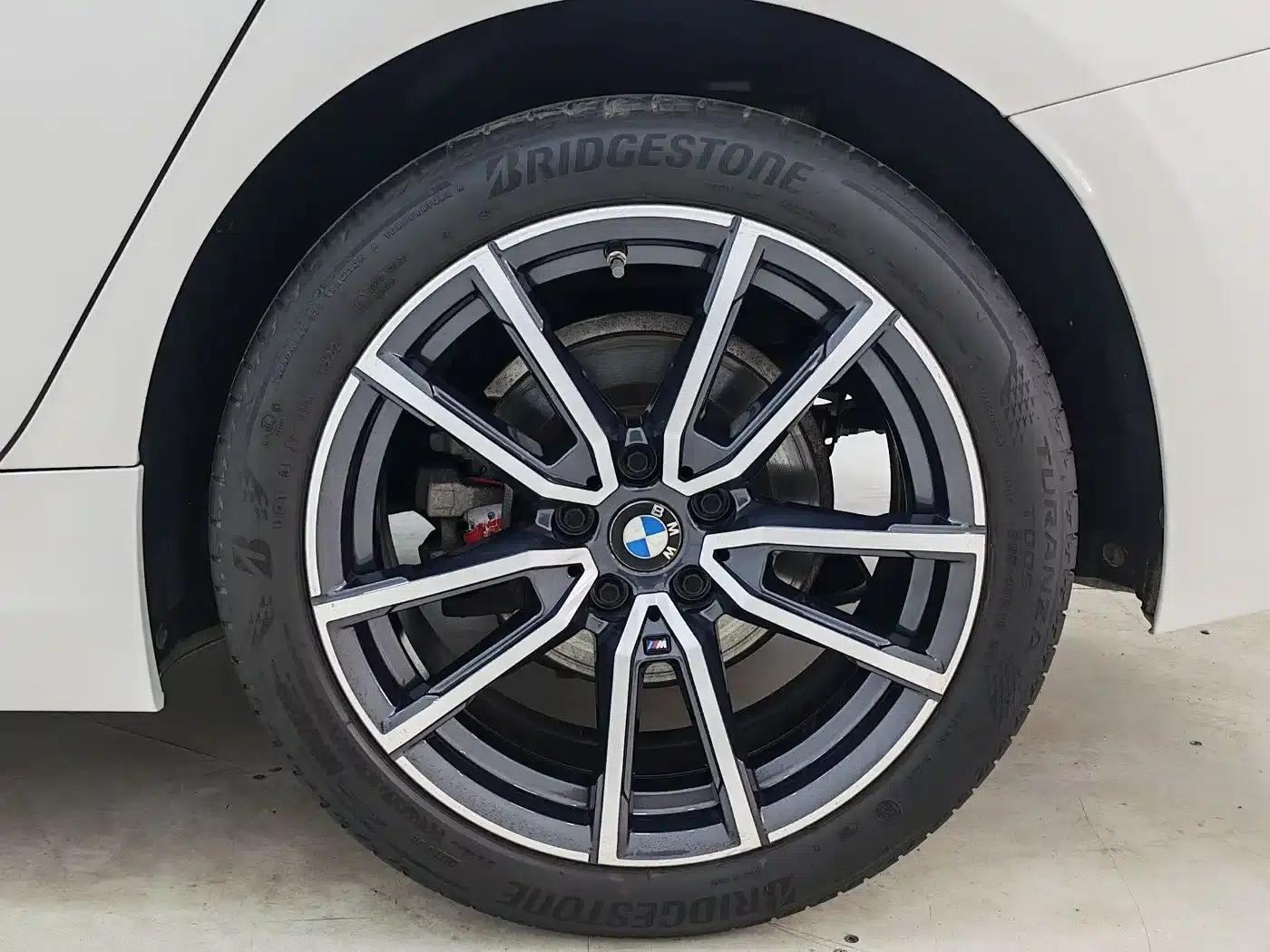 2023 BMW 3 Series 320Li M Sport Package — миниатюра 17