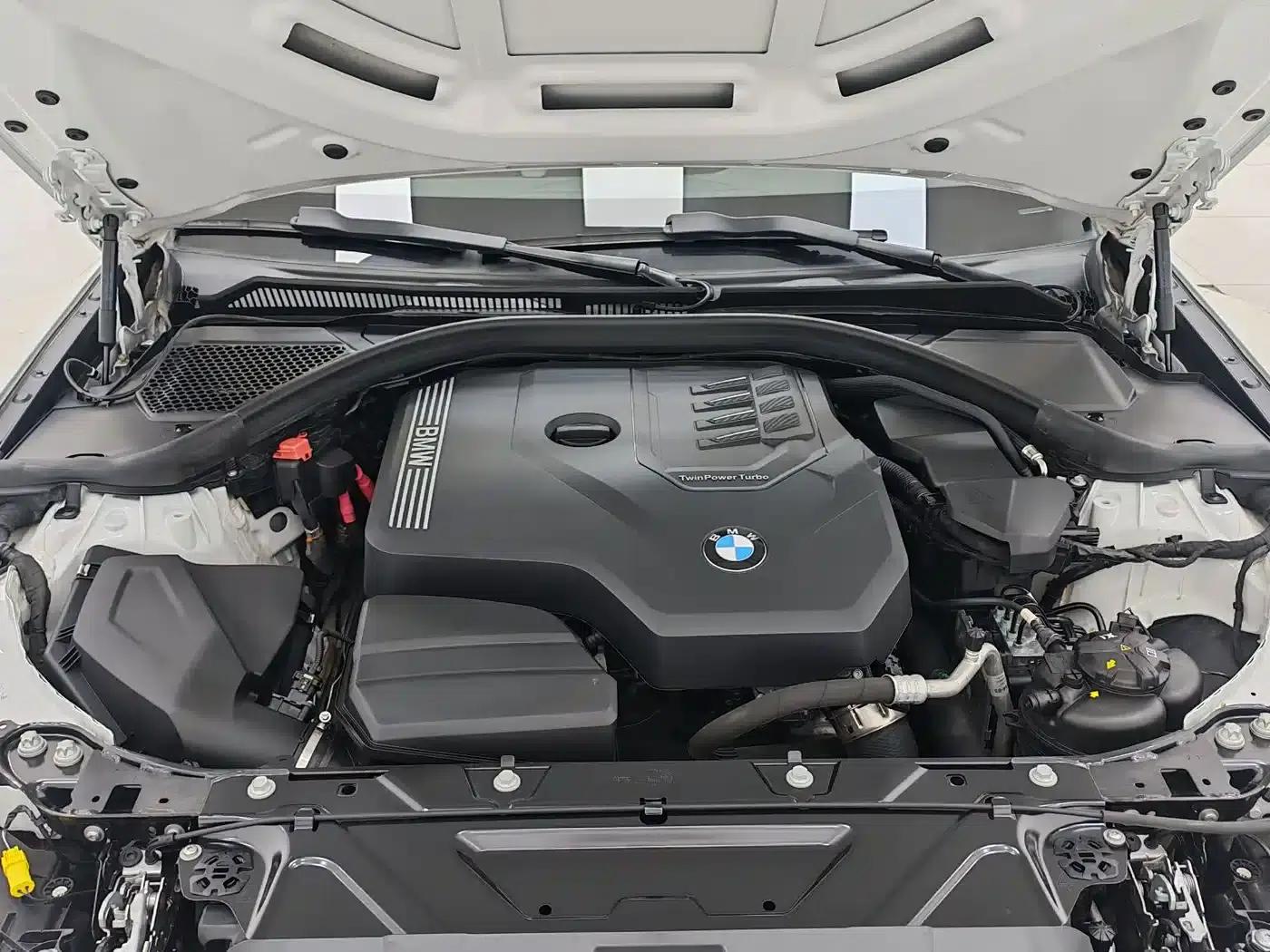 2023 BMW 3 Series 320Li M Sport Package — миниатюра 18