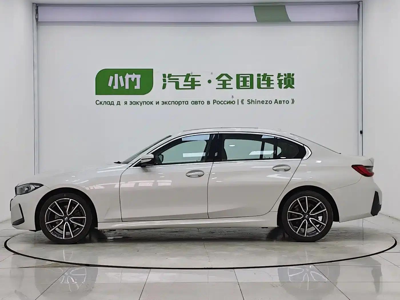 2023 BMW 3 Series 320Li M Sport Package — миниатюра 5