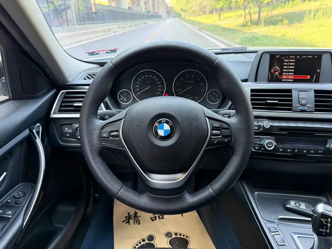 2017 BMW 3 Series 320Li Fashion Edition — миниатюра 6