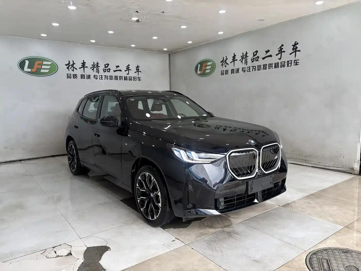 BMW X3 2025 xDrive30L Luxury M Sport Shadow Edition — миниатюра 3