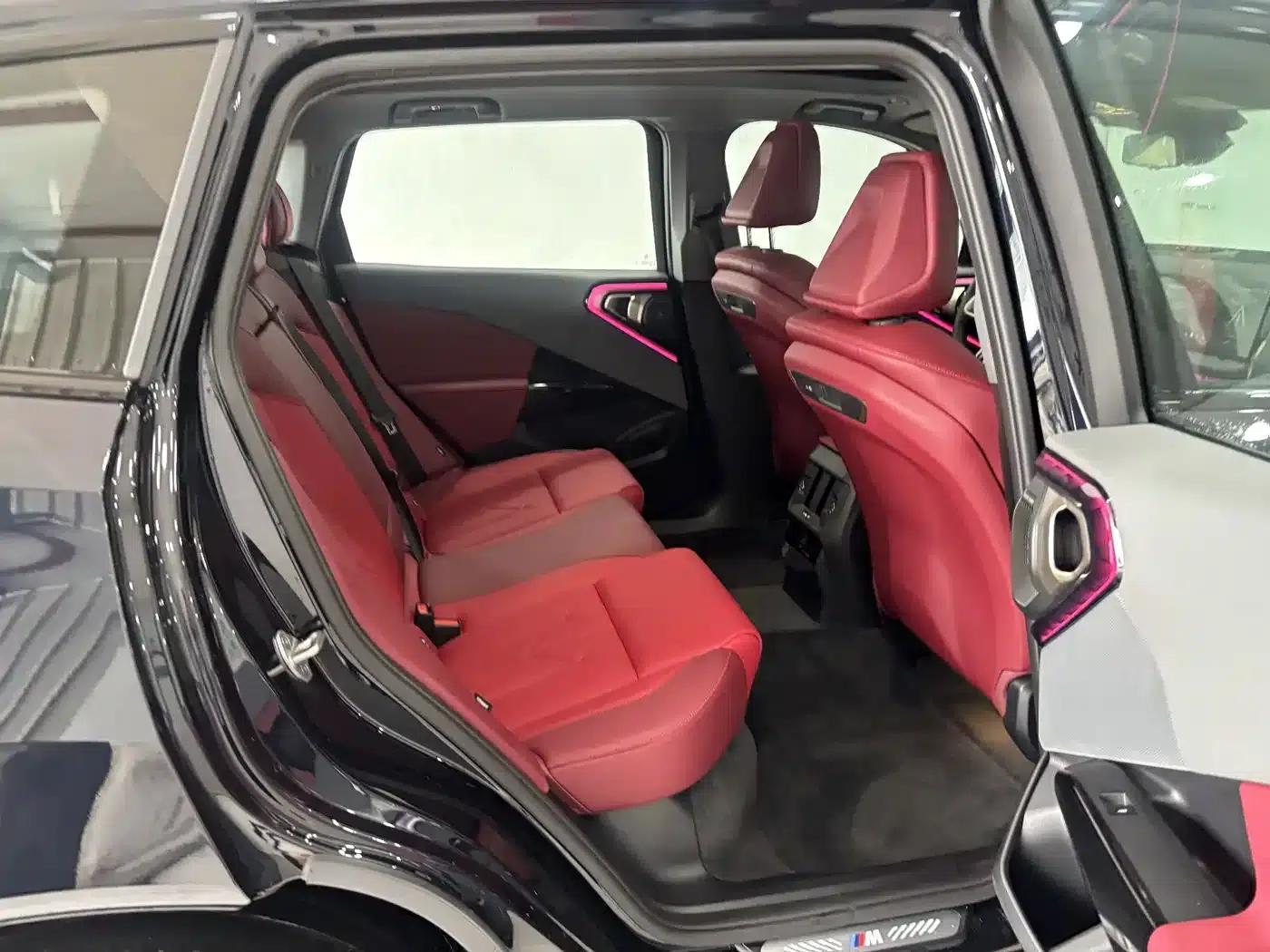 BMW X3 2025 xDrive30L Luxury M Sport Shadow Edition — миниатюра 21