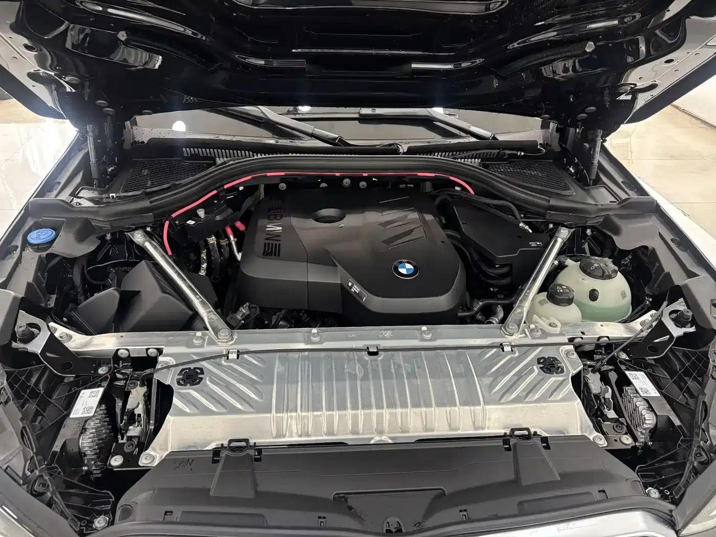 BMW X3 2025 xDrive30L Luxury M Sport Shadow Edition — миниатюра 27