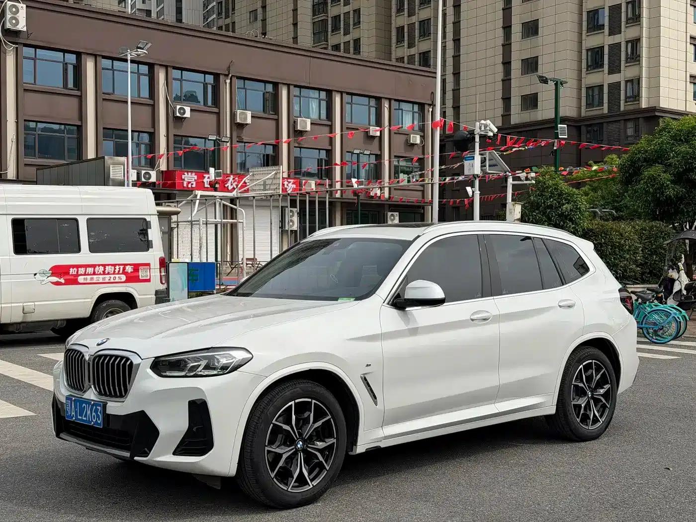 BMW X3 2022 Facelift xDrive30i Leading Edition M Sport Package — миниатюра 1