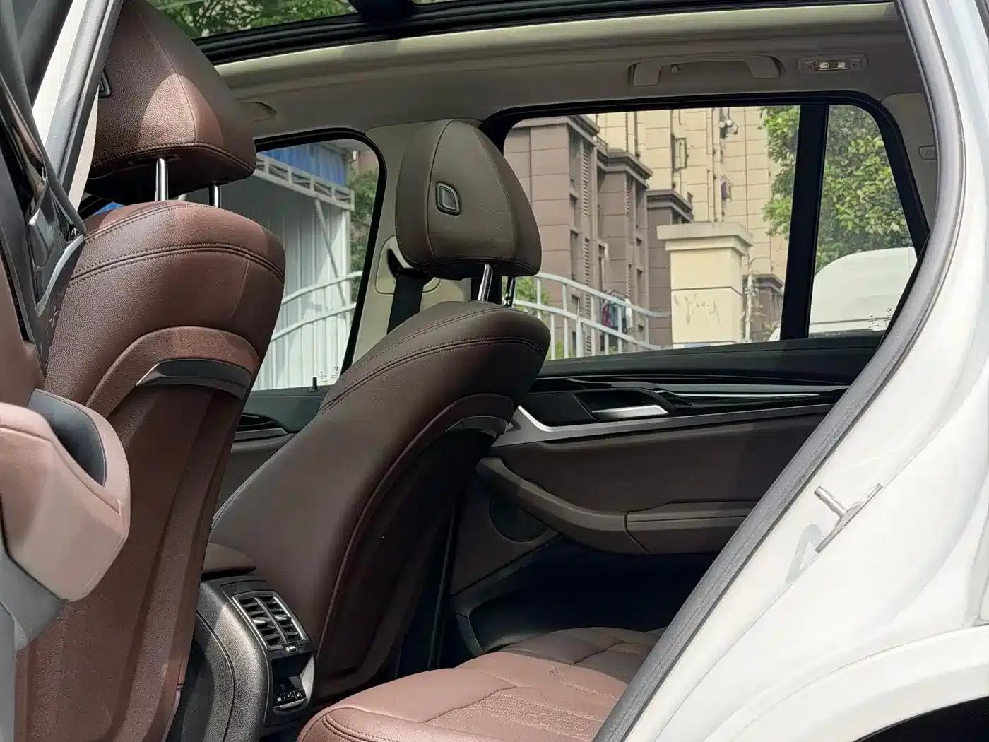 BMW X3 2022 Facelift xDrive30i Leading Edition M Sport Package — миниатюра 5
