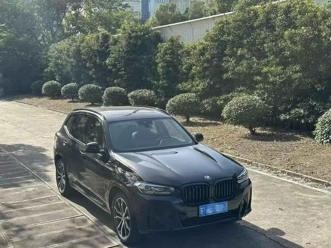 BMW X3 2023 xDrive30i Leading Edition M Sport Package — миниатюра 3