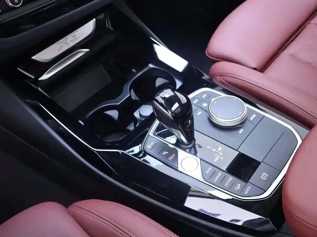 2022 BMW X3 xDrive25i M Sport Package — миниатюра 12