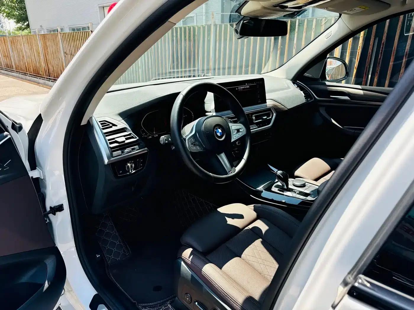 BMW X3 2023 Facelift xDrive30i Leading Edition M Sport Package — миниатюра 38