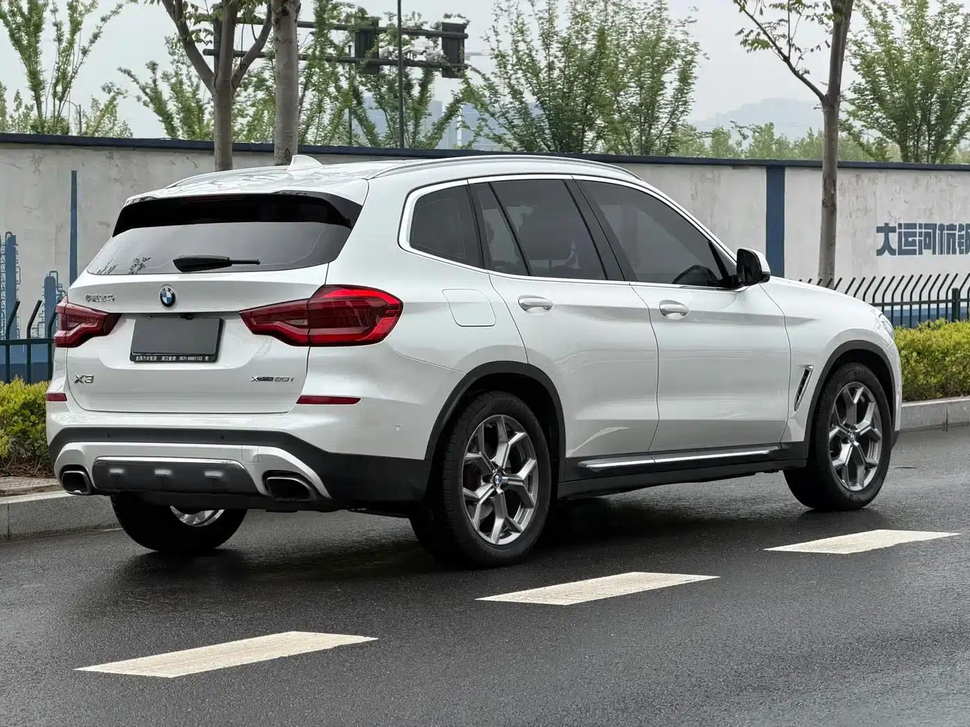 BMW X3 2019 xDrive28i Luxury Package — миниатюра 4