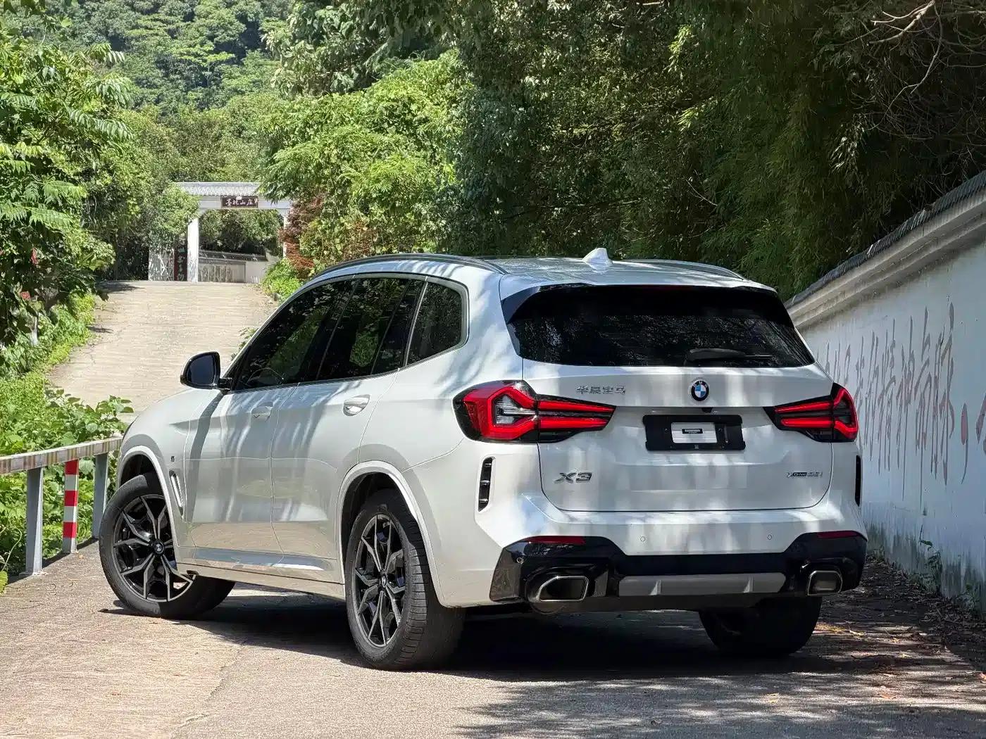 2022 BMW X3 xDrive25i M Sport Package — миниатюра 12