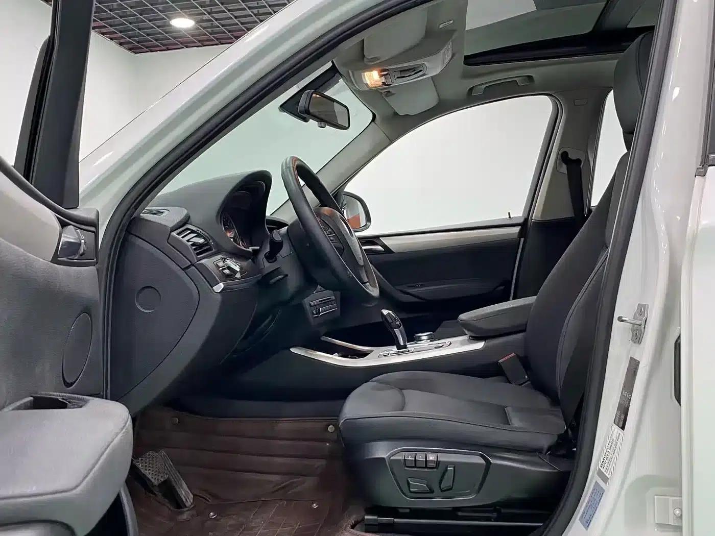 2016 BMW X3 sDrive20i (Imported) — миниатюра 4