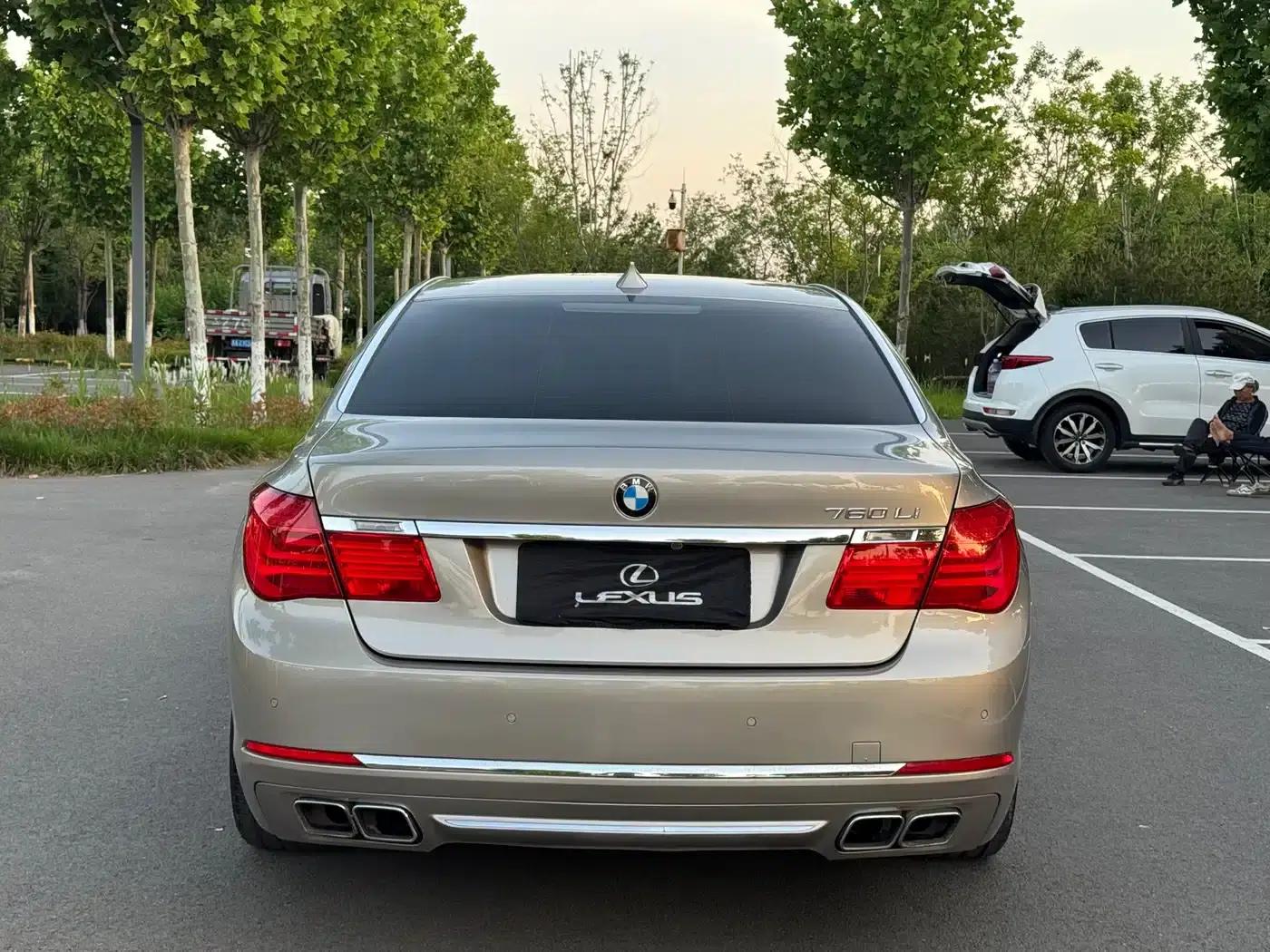 2011 BMW 7 Series 760Li Steinway Limited Edition — миниатюра 7