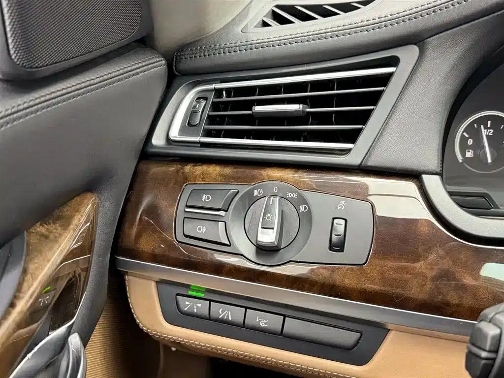 2013 BMW 7 Series 760Li — миниатюра 20