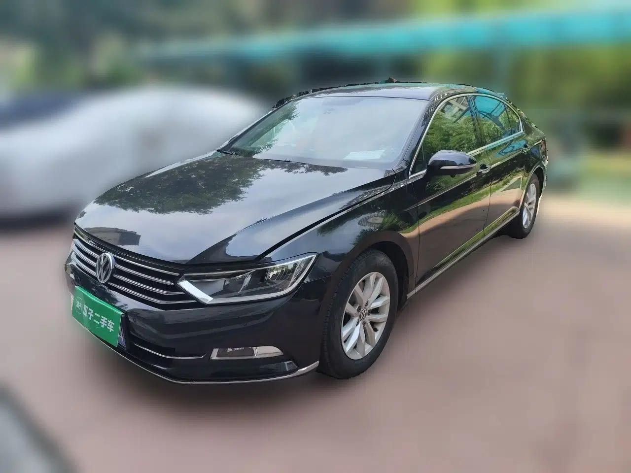 Volkswagen Magotan 2019 280TSI DSG Comfort Model China VI Standard — миниатюра 1