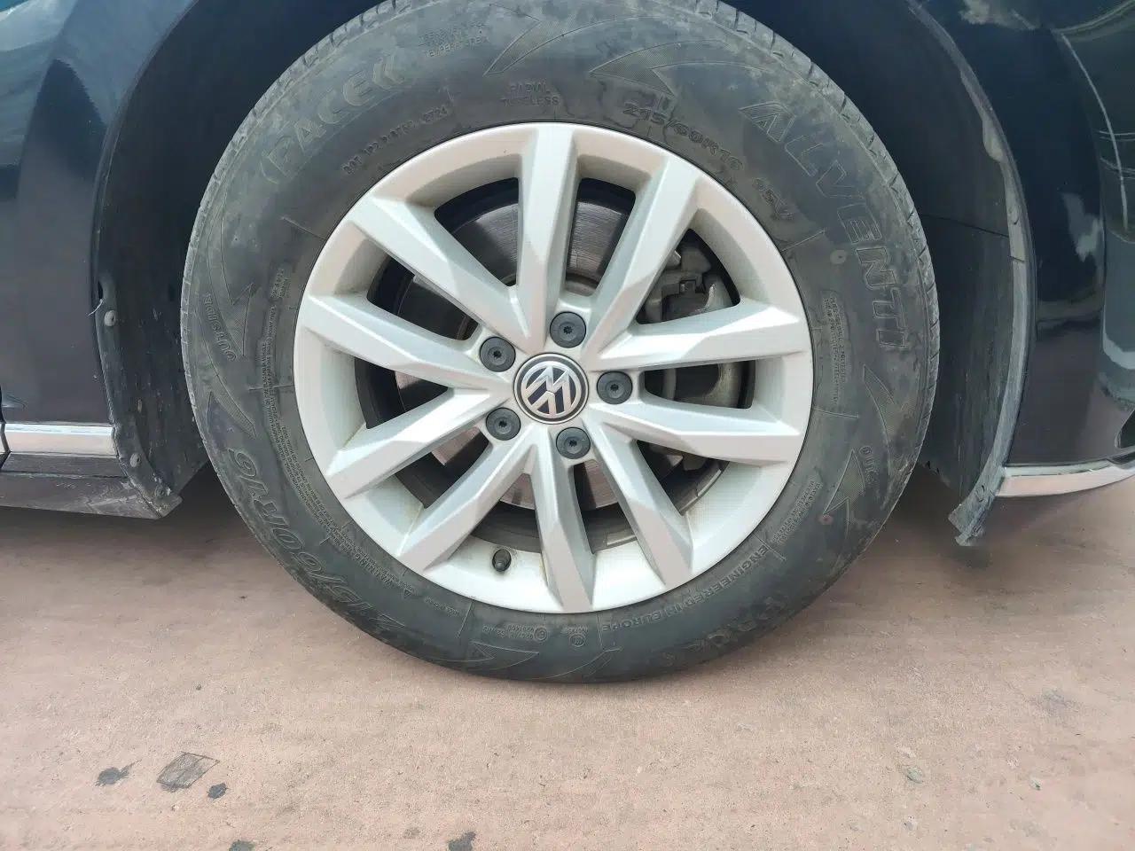Volkswagen Magotan 2019 280TSI DSG Comfort Model China VI Standard — миниатюра 8