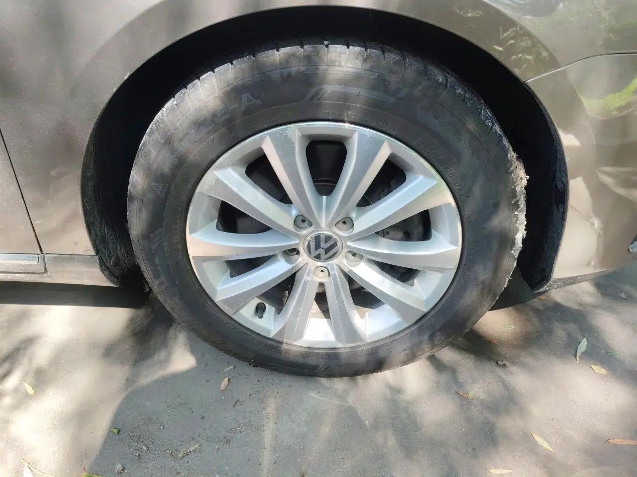 Volkswagen Magotan 2015 1.8TSI Luxury Model — миниатюра 8