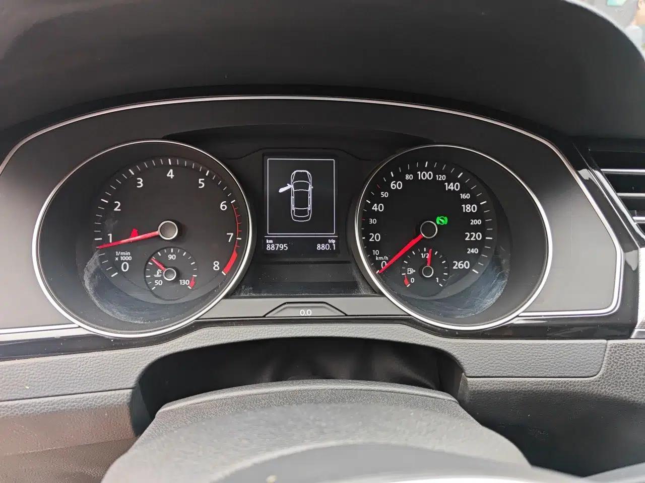 Volkswagen Magotan 2017 330TSI DSG Leading Model — миниатюра 12
