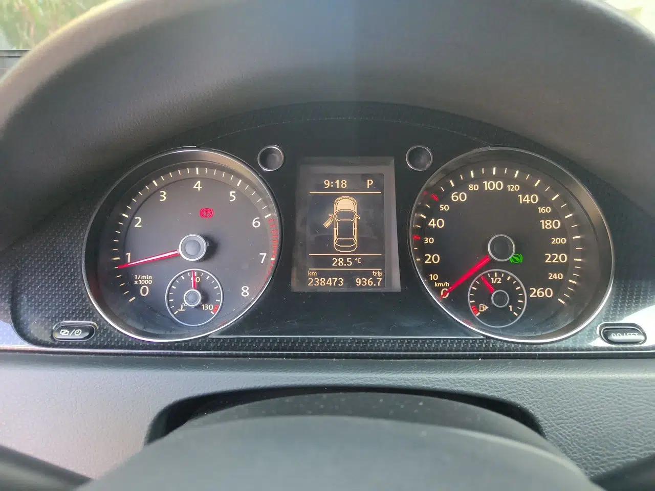 Volkswagen Magotan 2015 1.8TSI Luxury Model — миниатюра 11