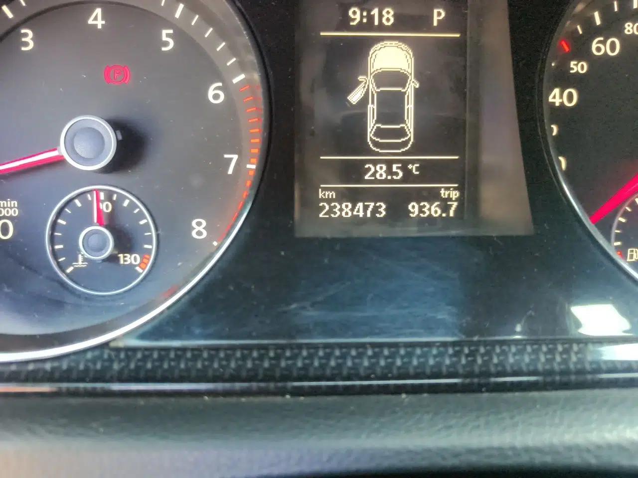 Volkswagen Magotan 2015 1.8TSI Luxury Model — миниатюра 12