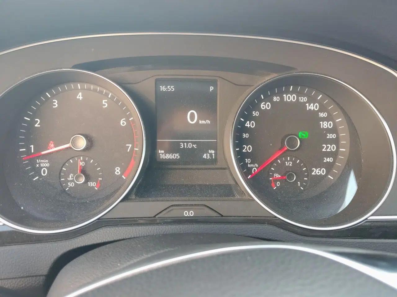 Volkswagen Magotan 2017 330TSI DSG Leading Model — миниатюра 11