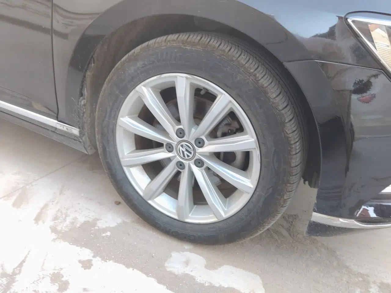 Volkswagen Magotan 2017 330TSI DSG Leading Model — миниатюра 8