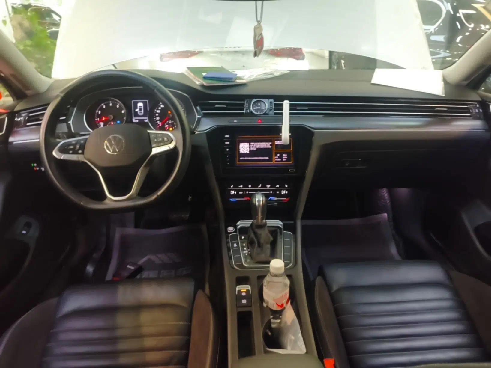 Volkswagen Magotan 2020 330TSI DSG Leading Model — миниатюра 12