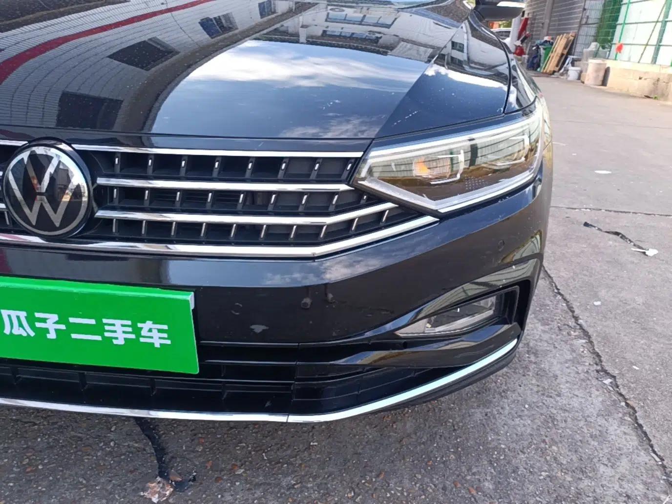 Volkswagen Magotan 2023 2 Million Units Commemorative Edition 330TSI DSG Luxury Version — миниатюра 8