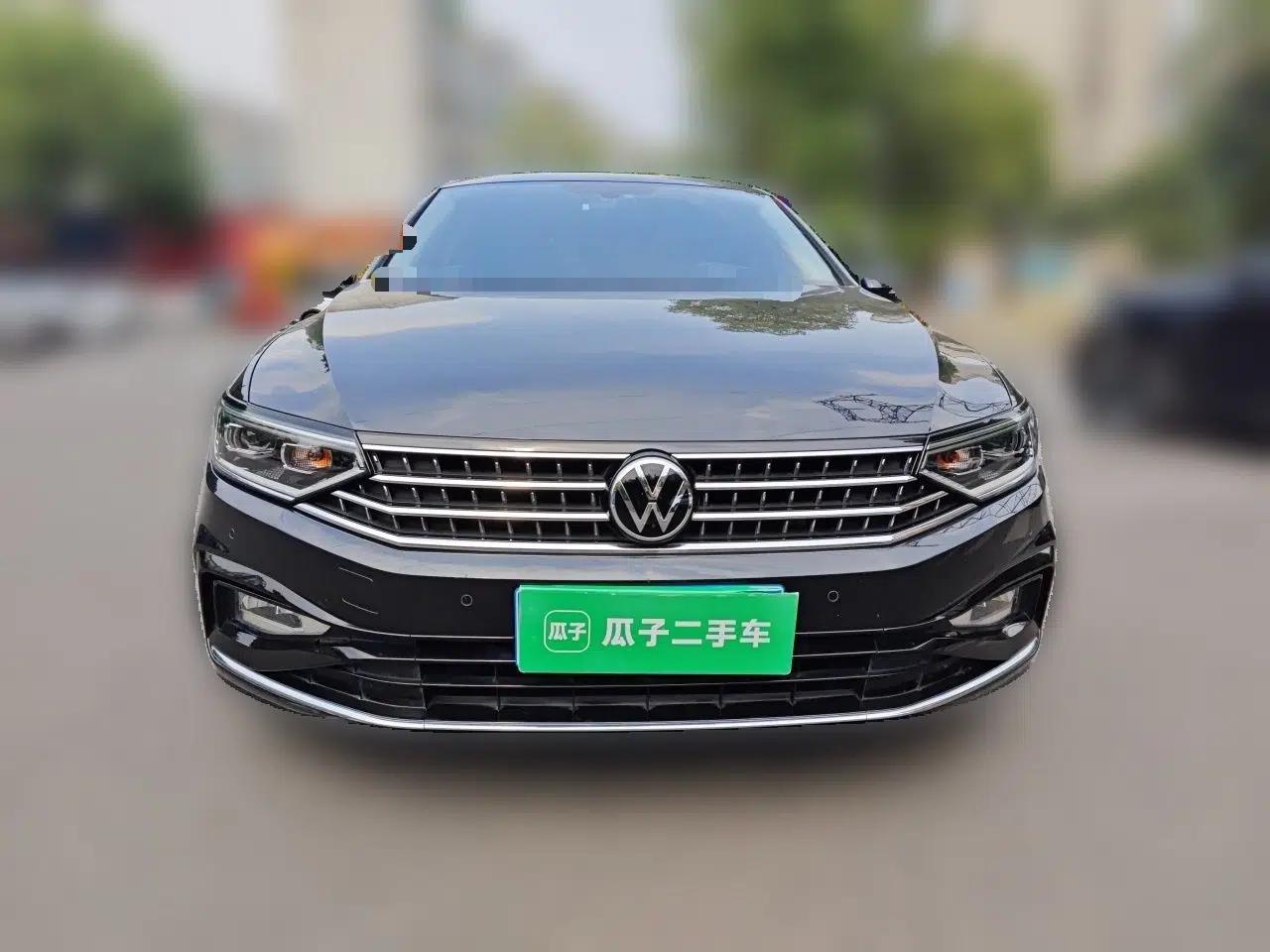 Volkswagen Magotan 2023 2 Million Units Limited Edition 330TSI DSG Leading Version — миниатюра 2