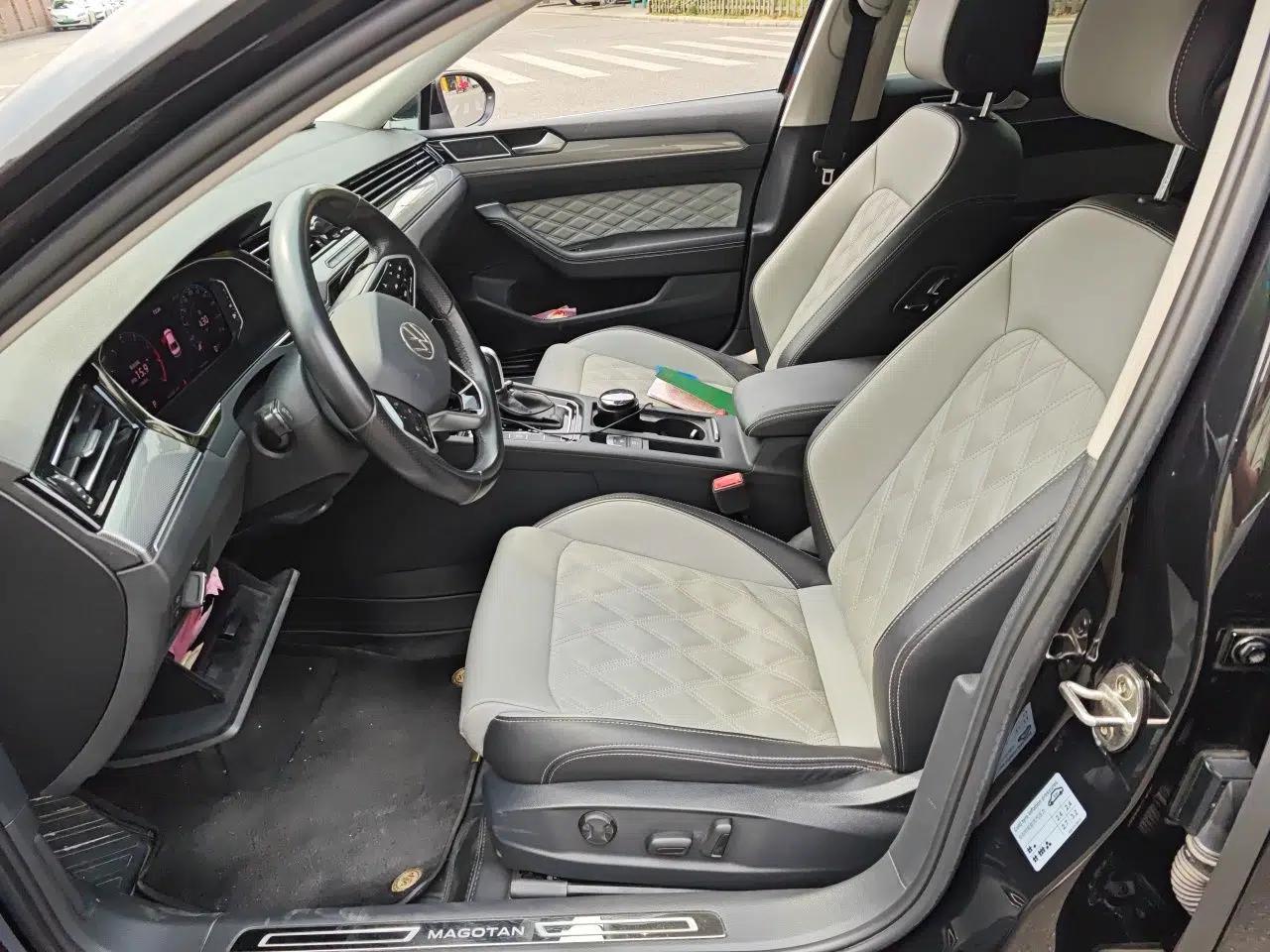 Volkswagen Magotan 2023 2 Million Units Limited Edition 330TSI DSG Leading Version — миниатюра 15