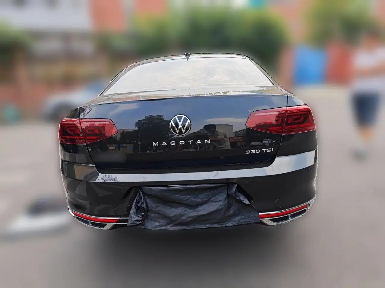 Volkswagen Magotan 2023 2 Million Units Limited Edition 330TSI DSG Leading Version — миниатюра 5