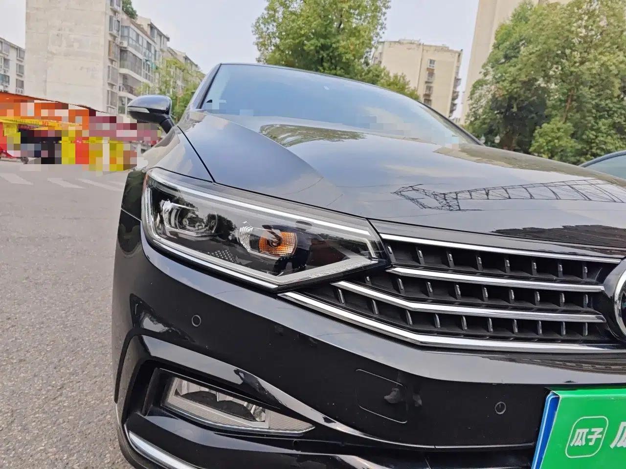 Volkswagen Magotan 2023 2 Million Units Limited Edition 330TSI DSG Leading Version — миниатюра 7