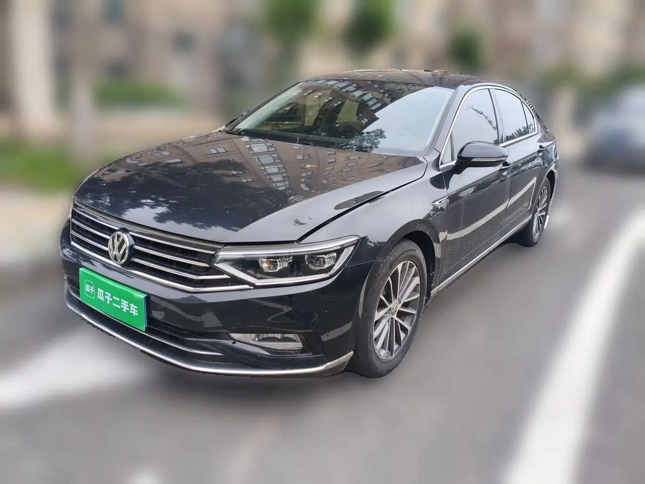 Volkswagen Magotan 2020 330TSI DSG Luxury Edition — миниатюра 1